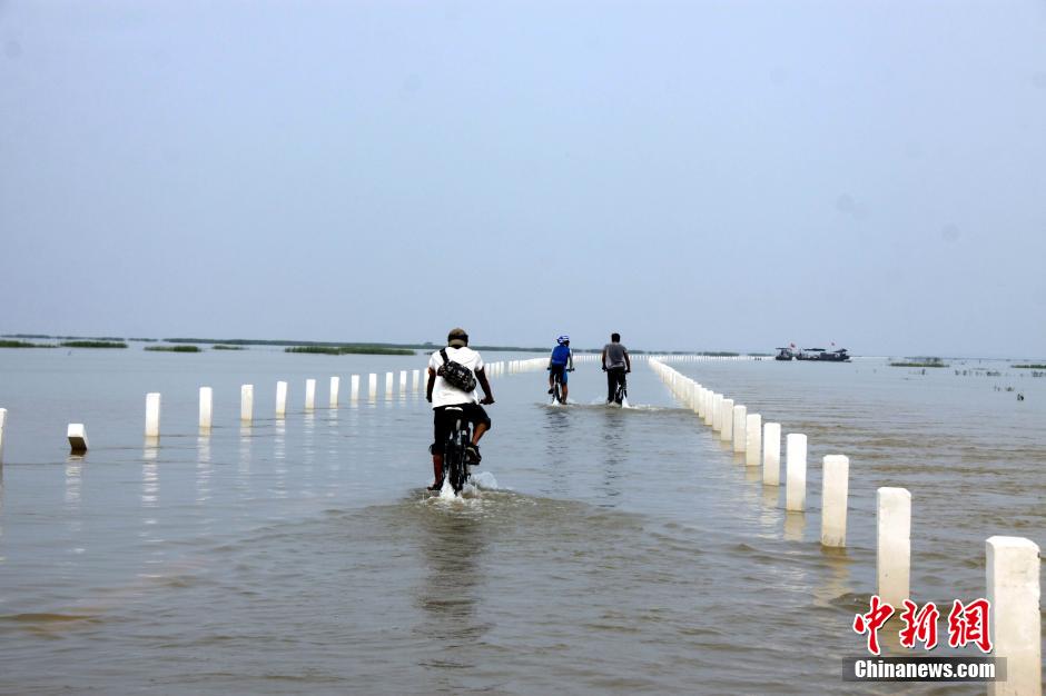 L'autoroute aquatique du Lac Poyang