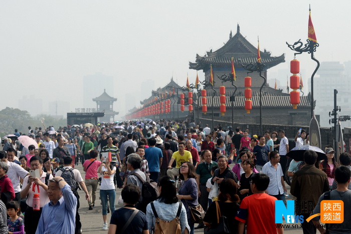 Près de 33 millions de touristes et de 15,8 milliards de Yuans de recettes pour le Shaanxi pendant la Fête Nationale