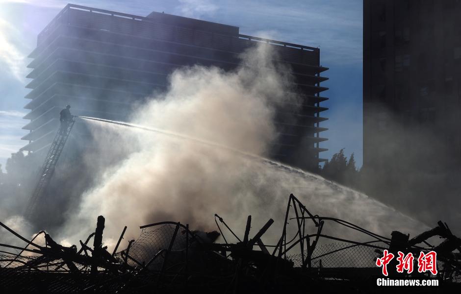 Los Angeles touchée par un gigantesque incendie