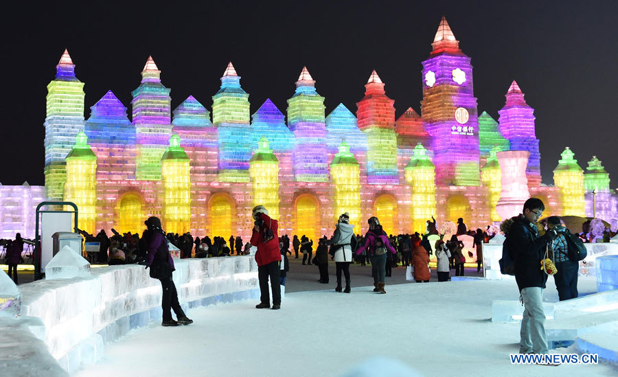 Harbin :  le Festival international de glace en images