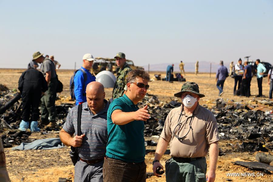 L'avion russe s'est désintégré en plein ciel avant de s'écraser dans le Sina? égyptien, selon Ahram