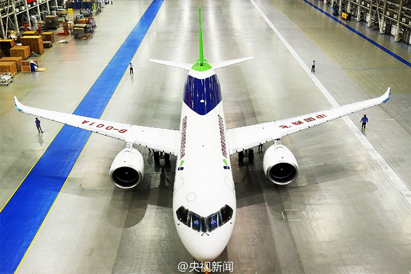 Gros porteur chinois : le C919 quitte la ligne d'assemblage