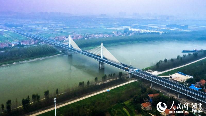 Ouverture à la circulation du Pont de l'Amitié Sino-fran?aise à Wuhan