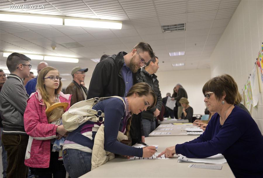 Présidentielle américaine : coup d'envoi des primaires dans l'Iowa