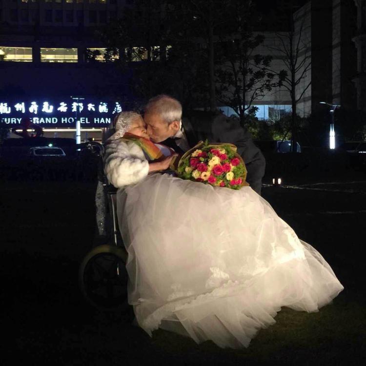 Toujours le grand amour à 84 ans 