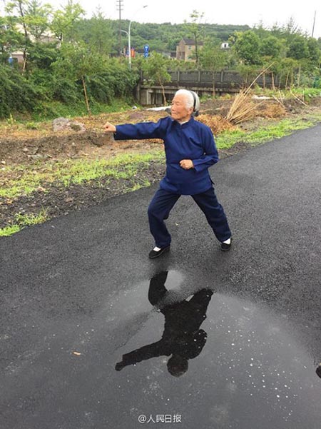 Une nonagénaire ma?tre de kung-fu à Ningbo