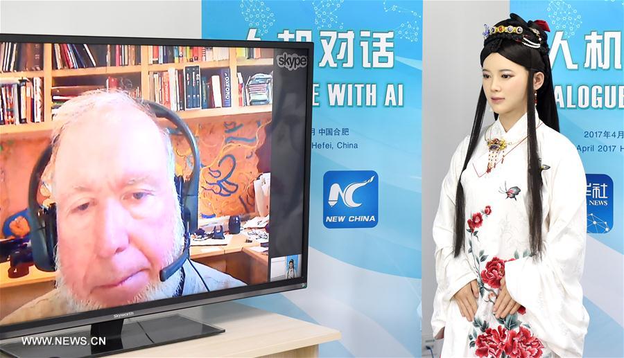 Chine : dialogue avec le robot Jia Jia