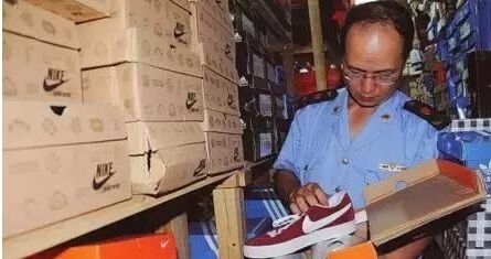 Contrefa?on de chaussures?: saisie record dans l'Anhui 