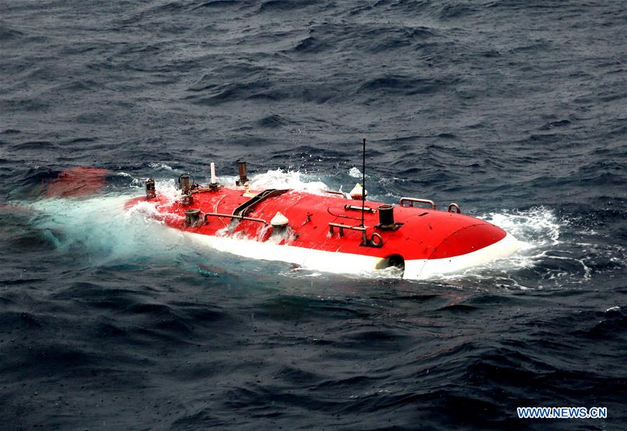 La première plongée cette année du submersible chinois Jiaolong dans la fosse de Yap