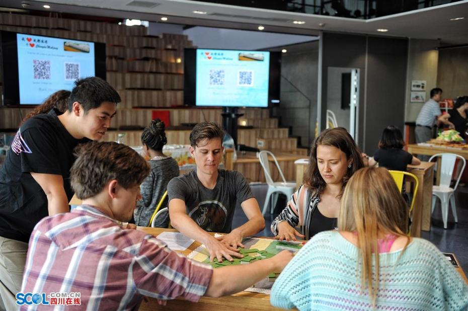 Un séminaire de Mahjong à Chengdu pour les étrangers