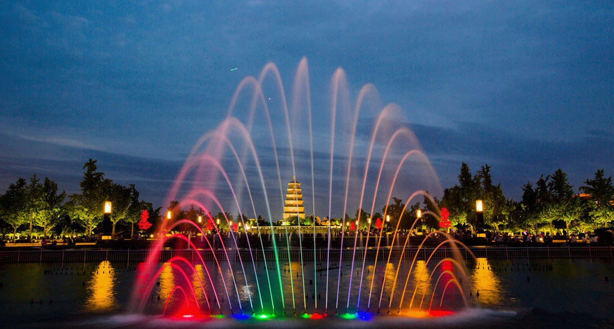 La fontaine musicale de la Grande pagode de l'Oie Sauvage de Xi'an