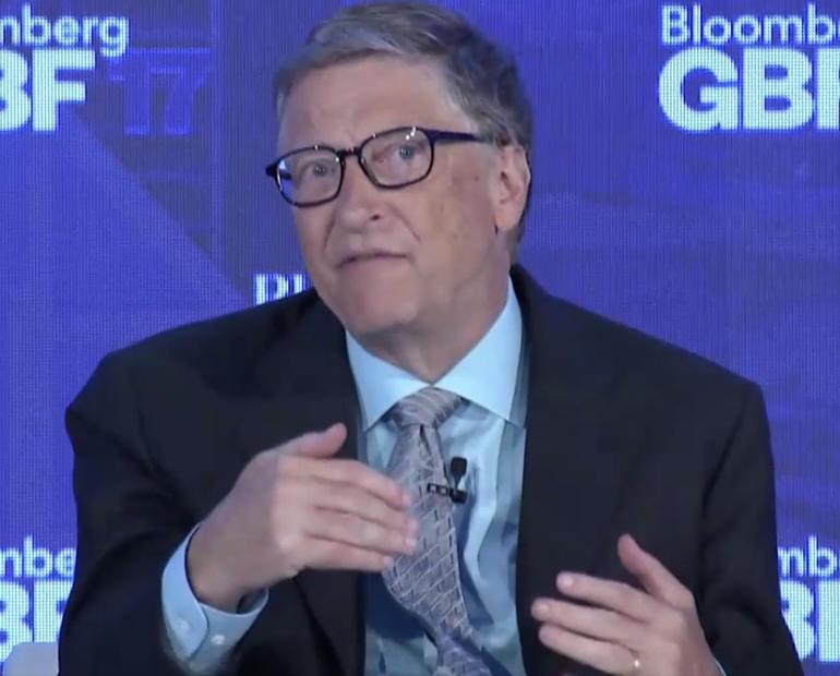 Bill Gates regrette de n'avoir pas inventé un bouton unique ? Ctrl-Alt-Delete ?