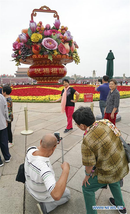 La Place Tian’anmen décorée pour la fête nationale