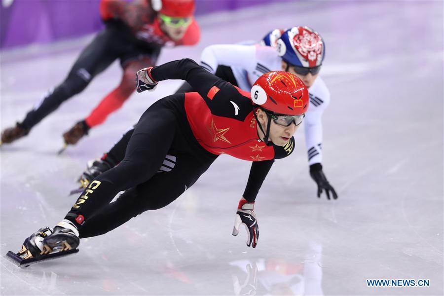 Jeux olympiques d'hiver : le Chinois Wu Dajing remporte l'or du 500m