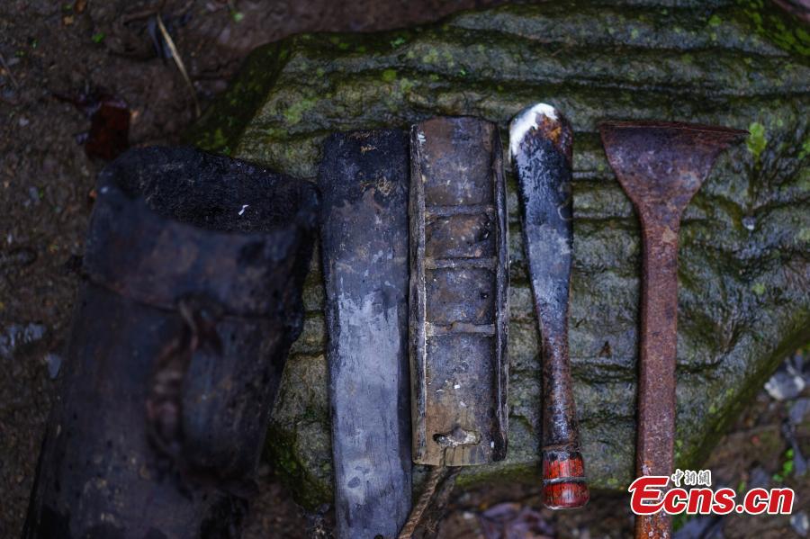 Guizhou : artisanat ancien d'extrait de la laque toujours une source de revenus