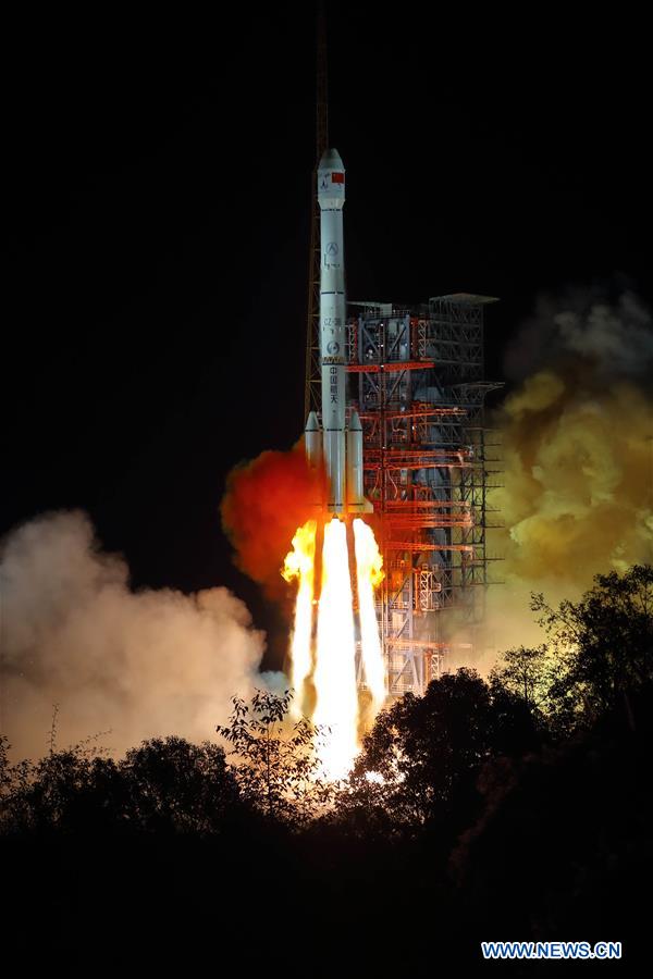 La Chine lance la sonde lunaire Chang'e-4 pour éclairer la face cachée de la Lune