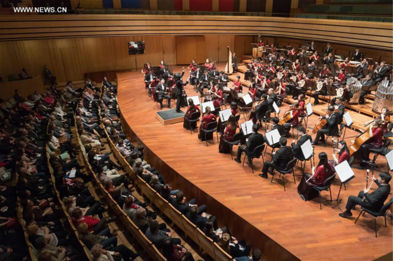 L'Orchestre chinois de Suzhou en représentation à Budapest en Hongrie 