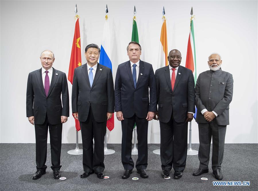 Xi exhorte les BRICS à renforcer leur partenariat stratégique et à améliorer la gouvernance mondiale