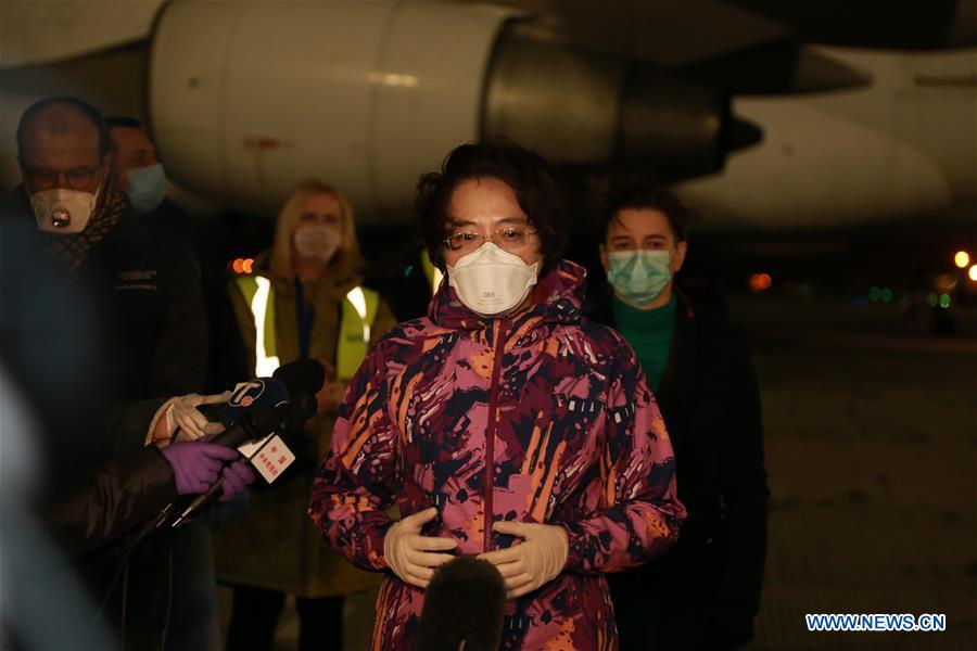 Un don d'équipement médical chinois arrive en Serbie