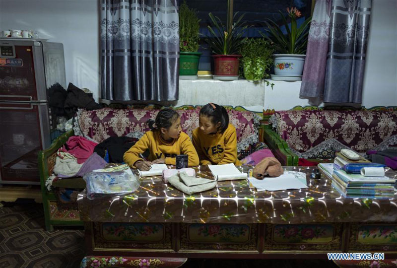 Histoire en photos : comment une famille est sortie de la pauvreté à Shannan, au Tibet