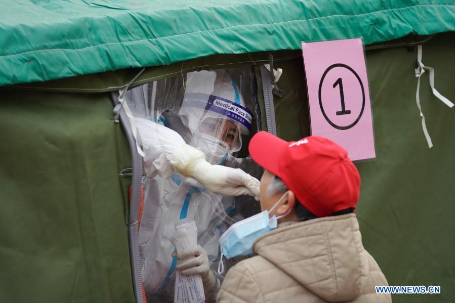 Beijing renforce les mesures anti-COVID-19 face à l'apparition de cas locaux