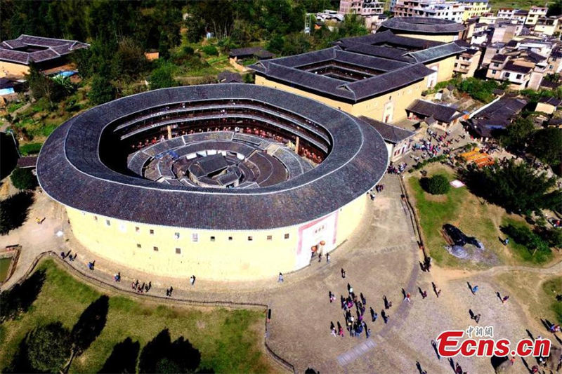 Chine : la vue magnifique sur les tulou du Fujian