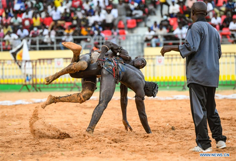 Arène nationale de lutte construite par la Chine au Sénégal