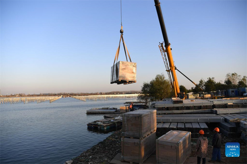 Anhui : la centrale photovolta?que du réservoir de Jiangji connectée avec succès au réseau