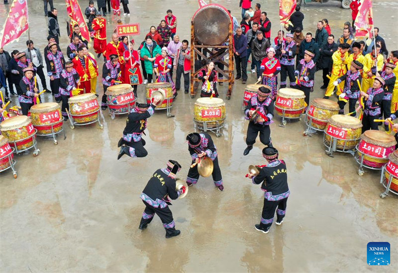 Divers événements organisés à travers la Chine pour célébrer le prochain Festival des lanternes