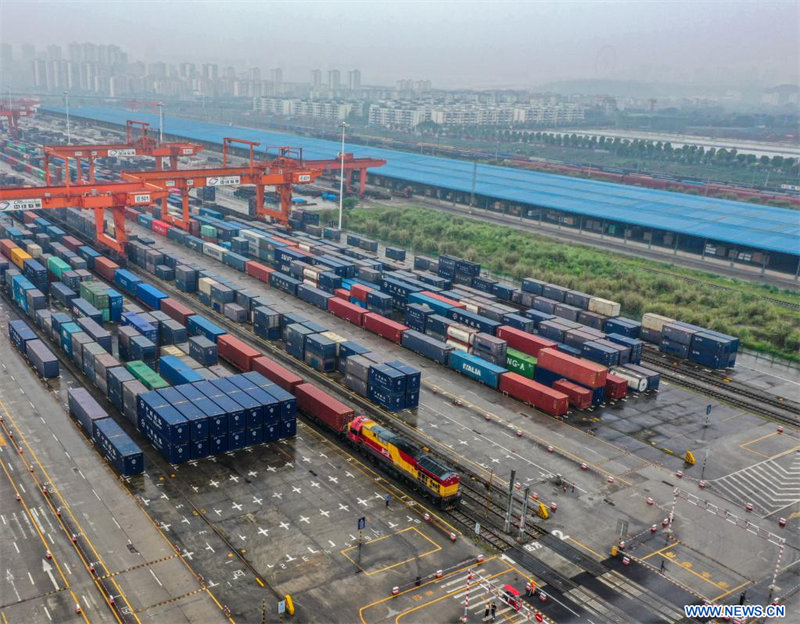 Chine : trains de fret Chine-Laos à Chongqing