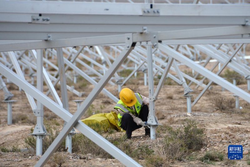 Qinghai : le photovolta?que et le thermosolaire poussent de toutes parts, et le bassin de Qaidam est comme ? parsemé d'étoiles ?