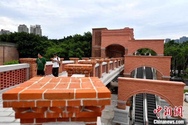 La ? plus belle passerelle ? de Fuzhou est devenue un site touristique