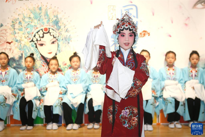 Shandong : ? une salle de classe d'opéra de Pékin ? transmet la quintessence de la culture chinoise