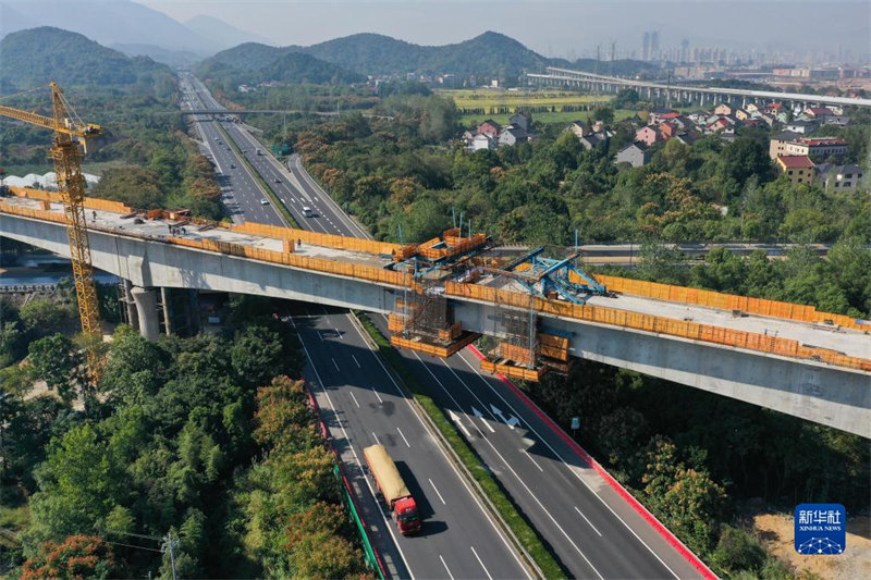 Ligne ferroviaire Hangzhou-Wenzhou : fin de la jonction de la poutre continue à la plus grande portée