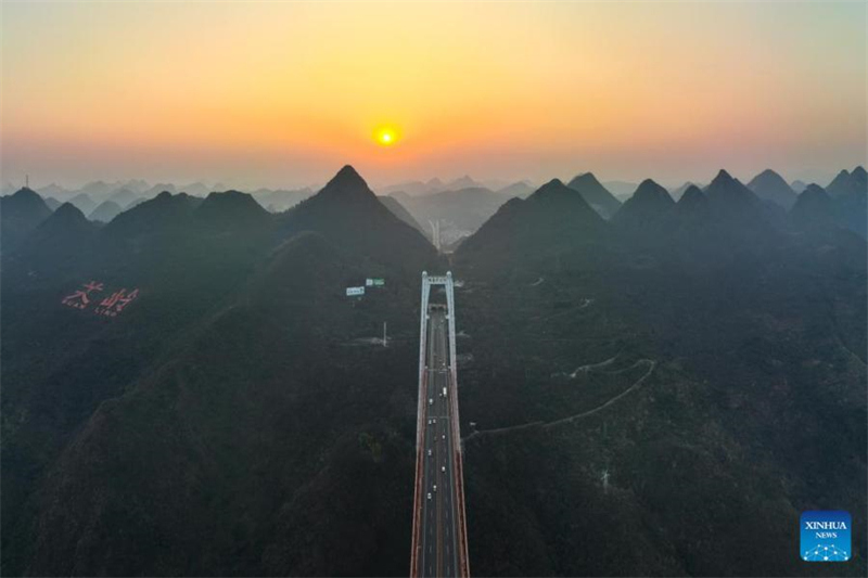 Guizhou : ? le musée des ponts du monde ? dans le sud-ouest de Chine