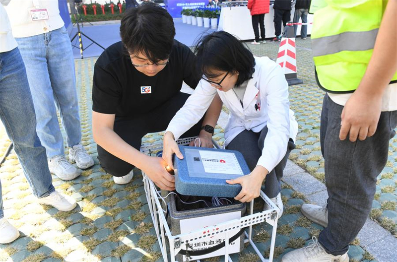 Guangdong : une plateforme de drones pour le transport du sang mise en service à Shenzhen