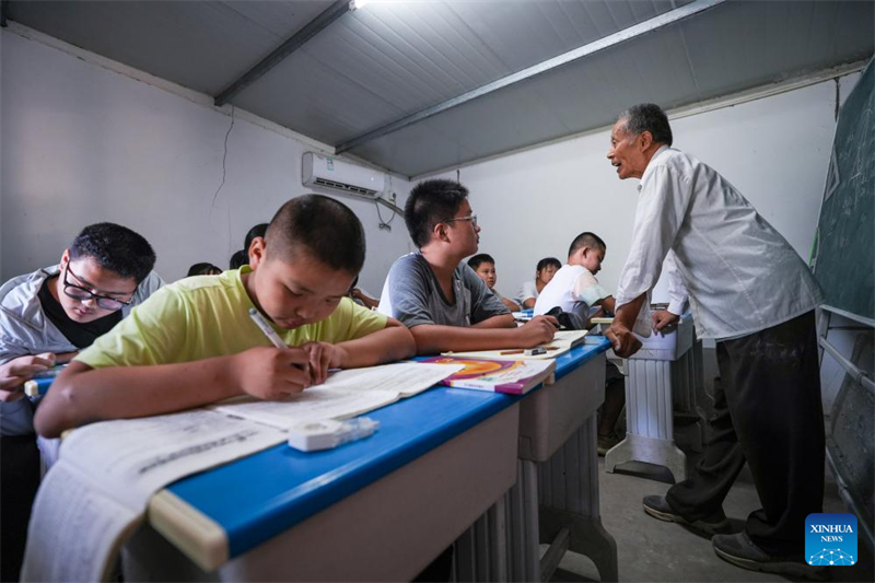 Henan : histoire en photos d'un enseignant qui a consacré toute sa vie à l'éducation