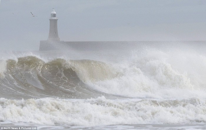 La Grande-Bretagne frappée par la tempête (17)