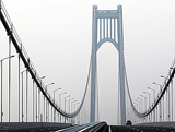 Un nouveau pont suspendu en Chine