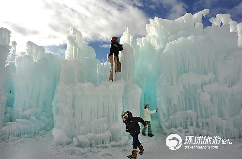 Un chateau entièrement réalisé en glace au Colorado