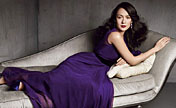 Zhang Ziyi fait la une du magazine Vogue