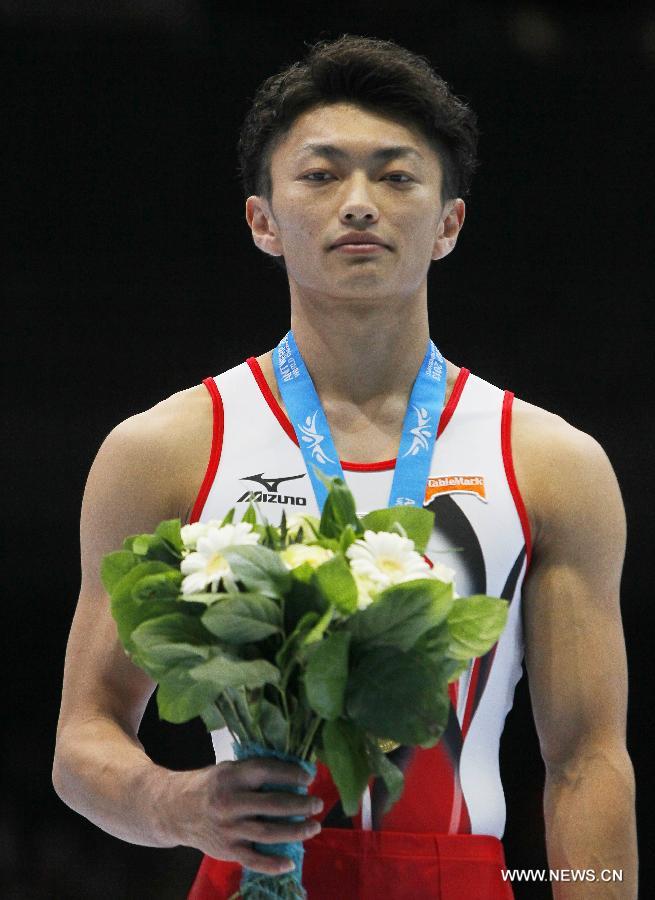 Gymnastique : Kameyama Kohei, champion mondial cheval d'ar?ons