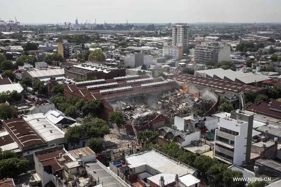 Neuf tués dans l'incendie d'un entrep?t à Buenos Aires 